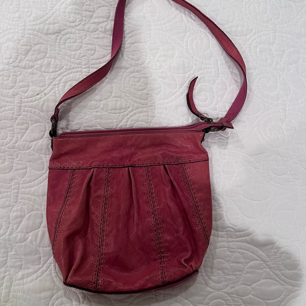 Fossil pink leather crossbody bag